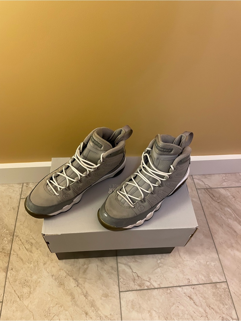 Air Jordan 9 Cool Grey. 
Youth Size 6Y (fits a women’s size 7.5) - Picture 3 of 4